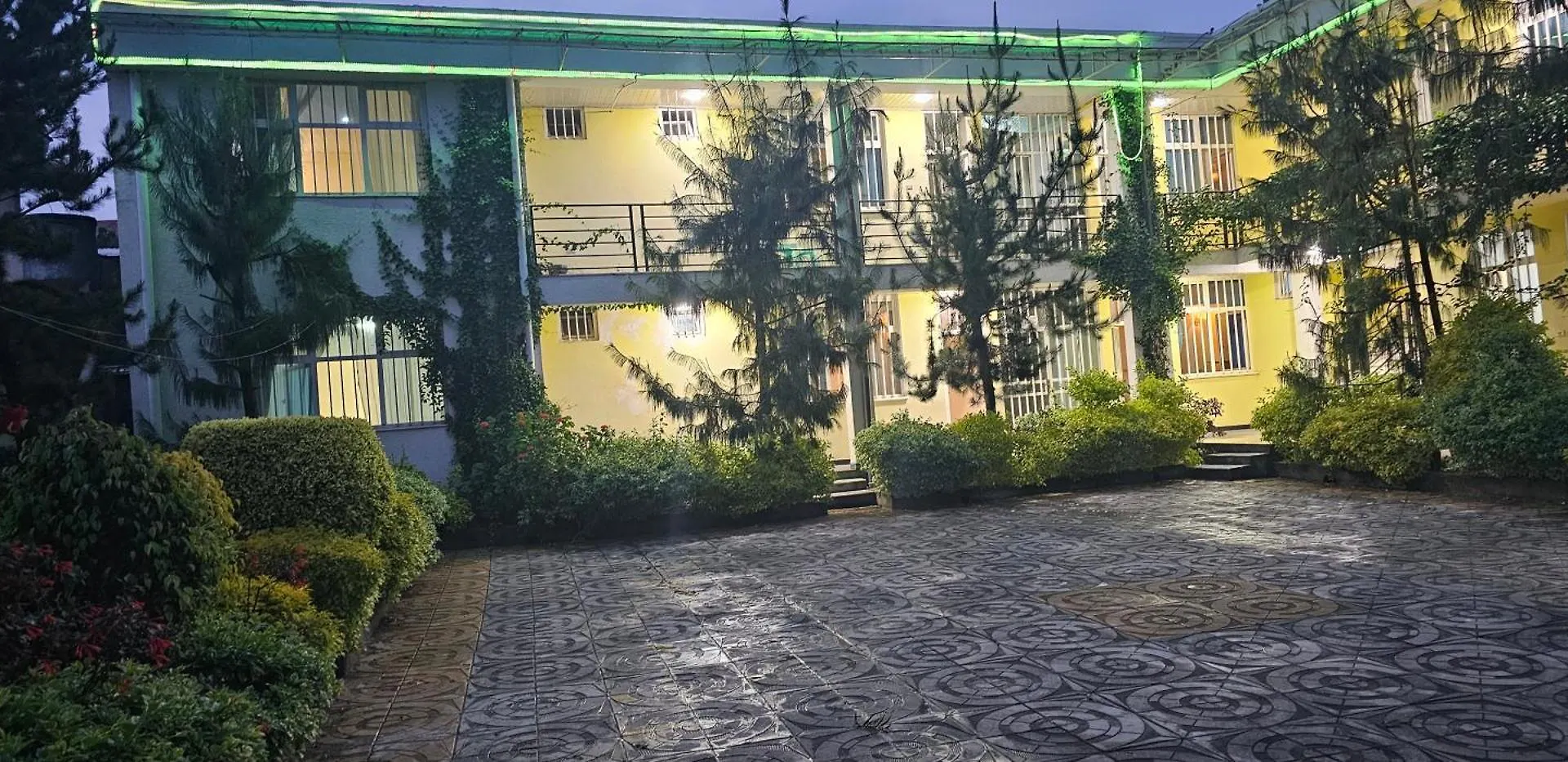 Avi-Pension Addis-Abeba Maison d'hôtes